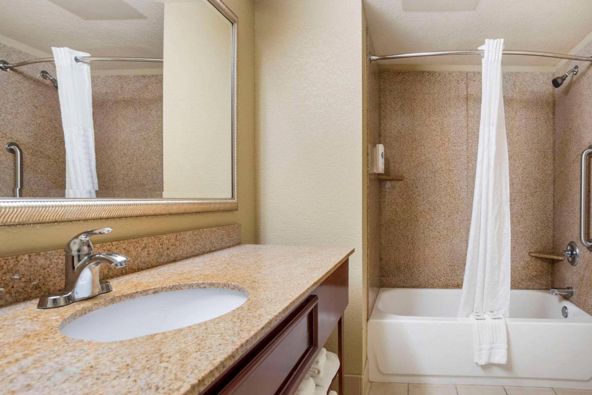 Comfort Inn & Suites Daphne Spanish Fort - Mobile East Luaran gambar
